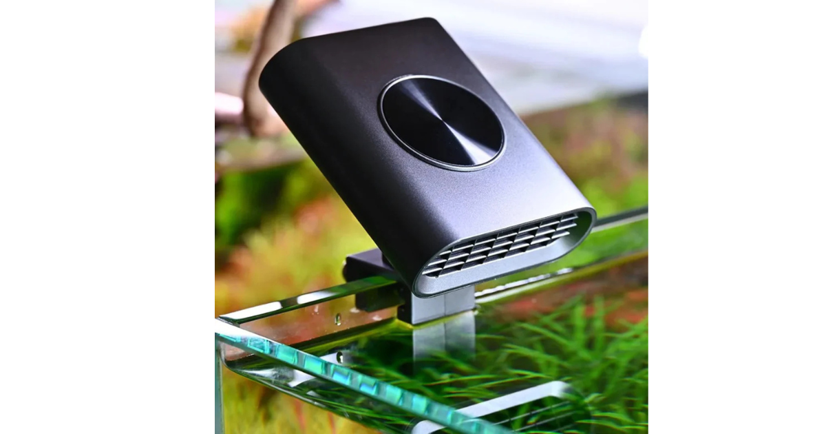 Smart Temperature Control for Aquariums